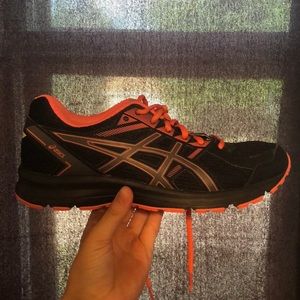 coralish asic tennis shoes!